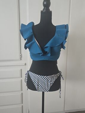 Fashion Bathing Suit Set, Size Large